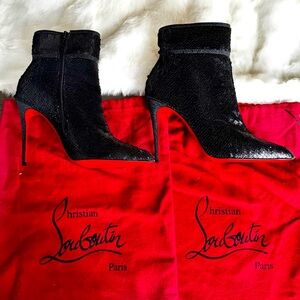 Make me an offer ✨ Christian Louboutin Moulakate Black Sequin Booties - NWT